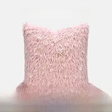 子供部屋用かわいいシンプルなプリンセスデザインのクッション【ピンク・フェイクファー・ビーズ装飾】