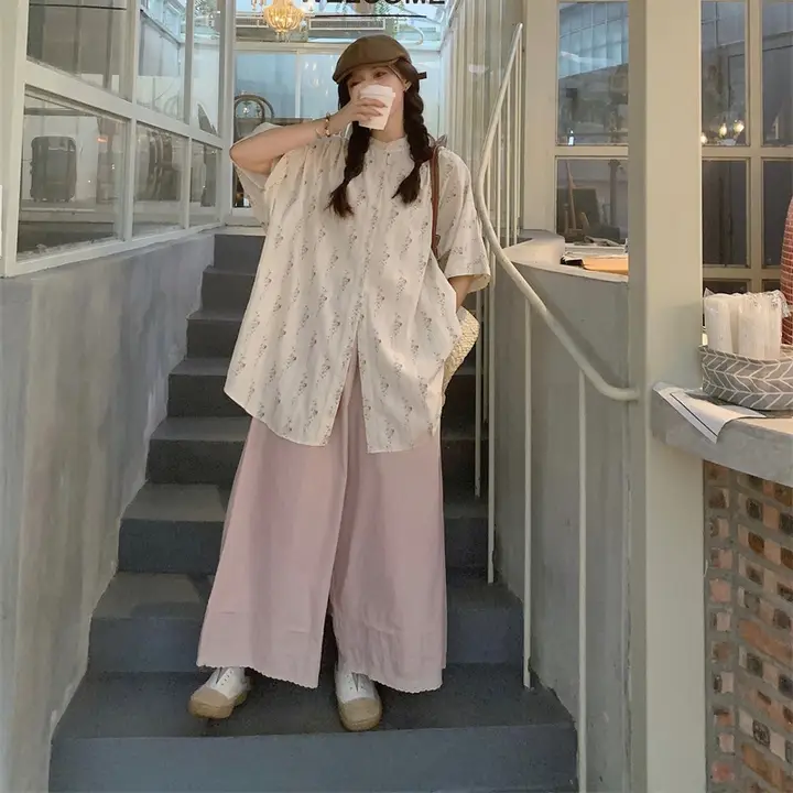 フラワープリントのゆったり短袖シャツとワイドパンツ【韓国風・カジュアルスタイル】（セットアップ対応）