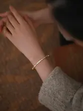 エレガントなデザインの純銀メッキブレスレット【秋冬用・女性用】