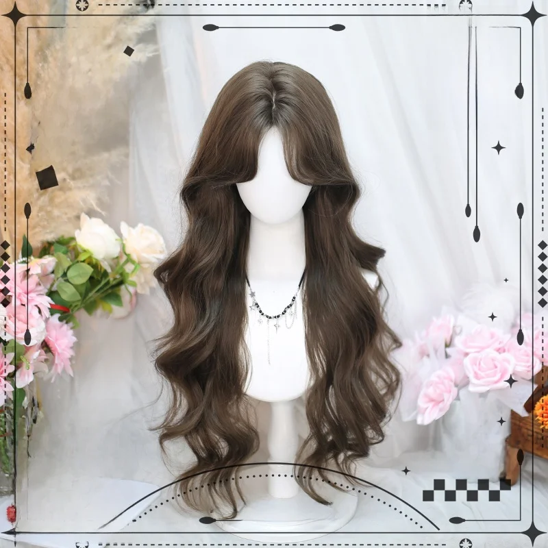 ロングヘアスタイル 前髪ありで小顔に見えるのはなぜ？カラフルな大波浪ウィッグが解決する