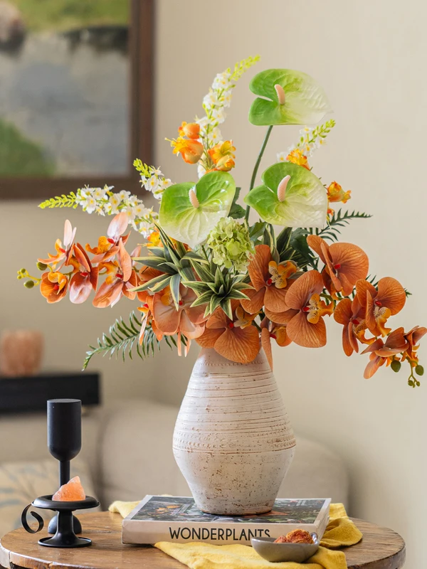 高級感のある造花の花束：リビング・ダイニング用インテリア装飾の実用性とデザイン性