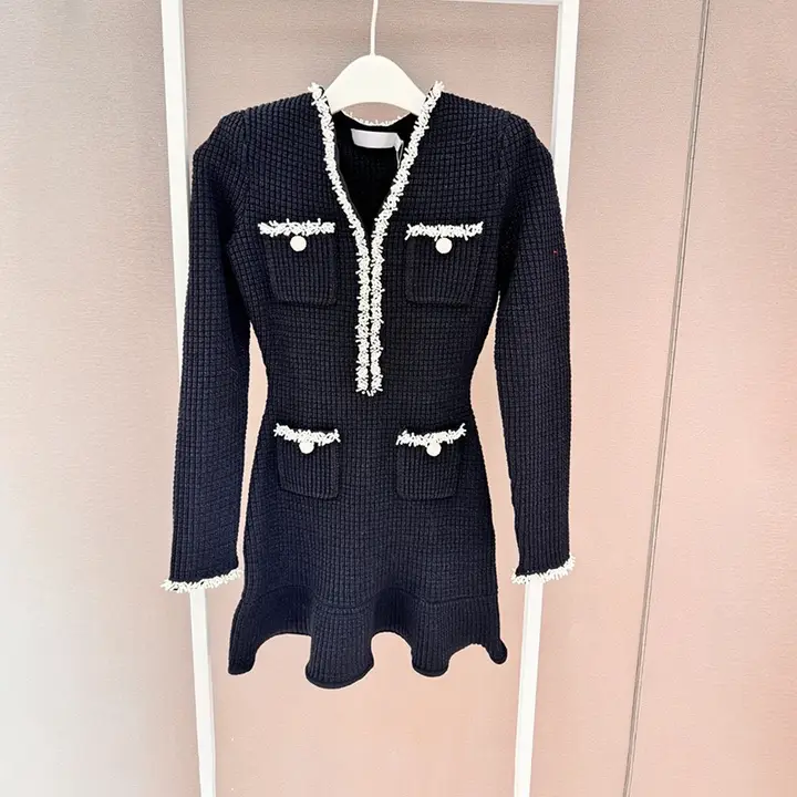 HEIDD 短袖ニットワンピース【ビーズ飾り・ブラック・春用・通勤】