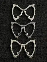 三角形金属デザインのキーホルダー【ヴィンテージスタイル・アクセサリー用】