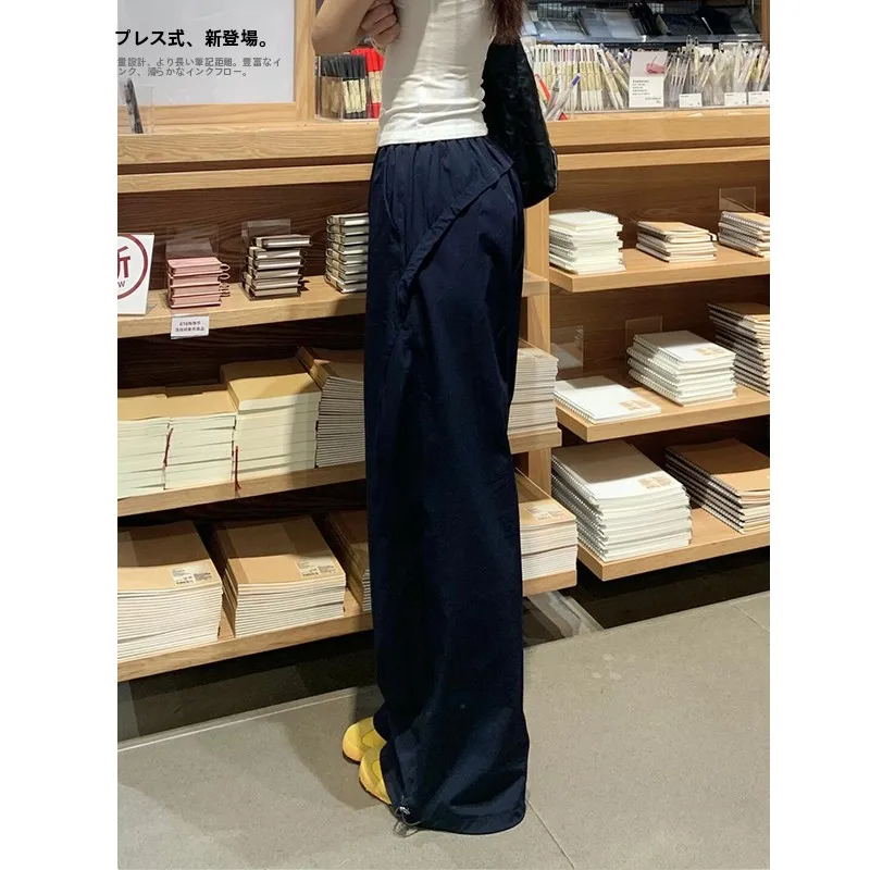 ナイロンパンツをどう選ぶ？通勤からカジュアルまで、人気のハイウエストワイドレッグパンツが解決する3つの理由