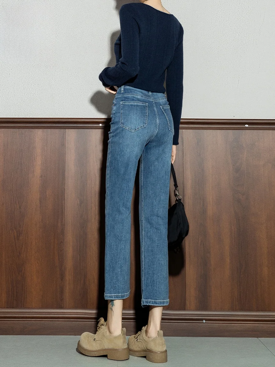 ヴィンテージ風ハイウエストデニムパンツ：スリムフィットで秋冬に最適なスタイルの実用性