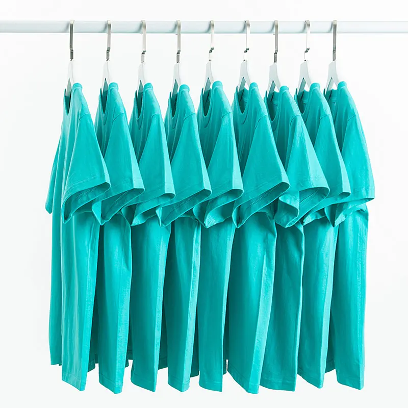 5部袖Tシャツは通勤に使えるのか？湖色のコットンTシャツが教えてくれたリアルな使い方