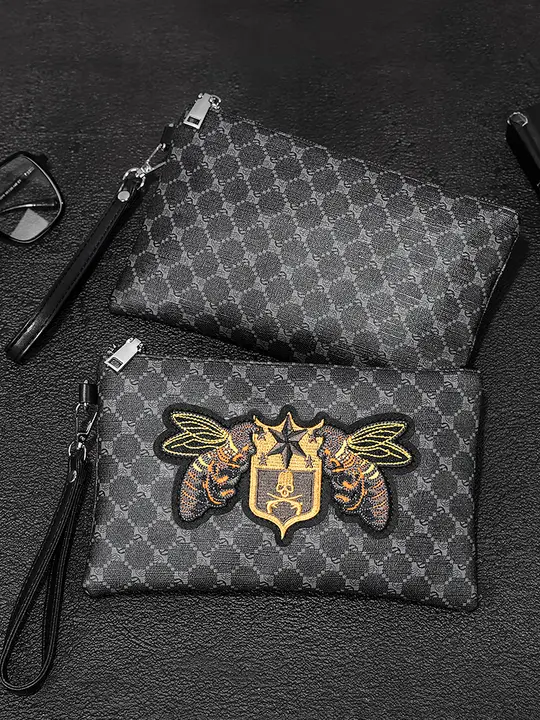 刺繍デザインのハンドバッグ【横型・トレンドスタイル・スマートフォン収納可能】