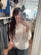 フラワーレース襟付き白いブラウス【春季用・長袖・リボンデザイン】