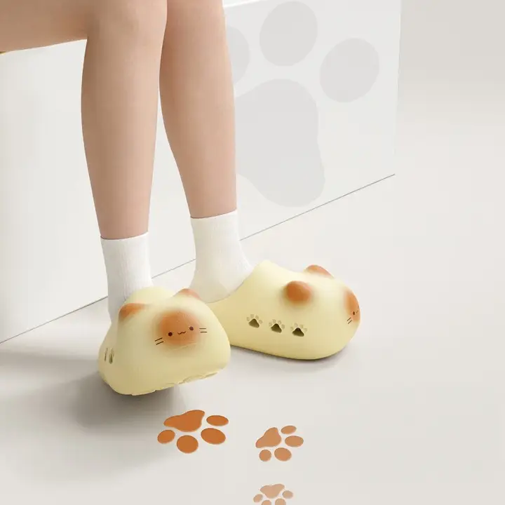可愛い猫デザインの厚底サンダル【通気性・男女兼用・トングタイプ】