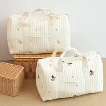 刺繍入りボストンバッグ【大容量・旅行用・軽量・ショルダーストラップ付き】