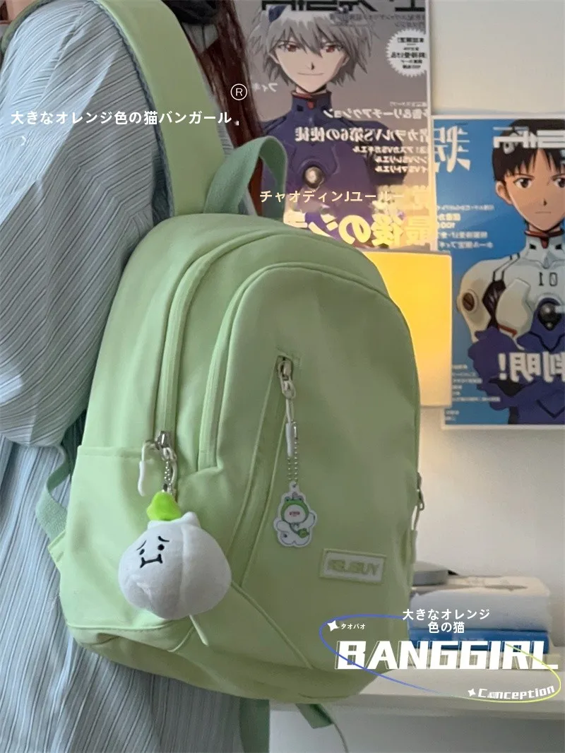 きれいめリュック小さめを選ぶべき理由は？通学・通勤・旅行に最適なミニリュックの選び方