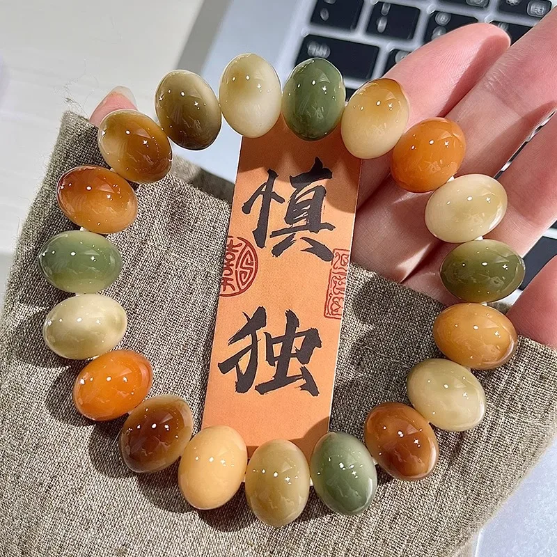 数珠ネックレスを選ぶときに迷うのは、本当に意味があるのか？
