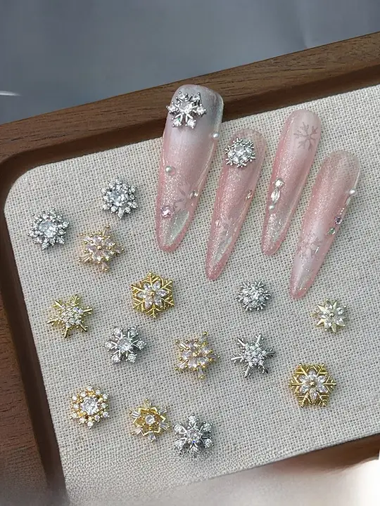 クリスマス雪の結晶デザインのネイルアート用ビジュー【合金製】