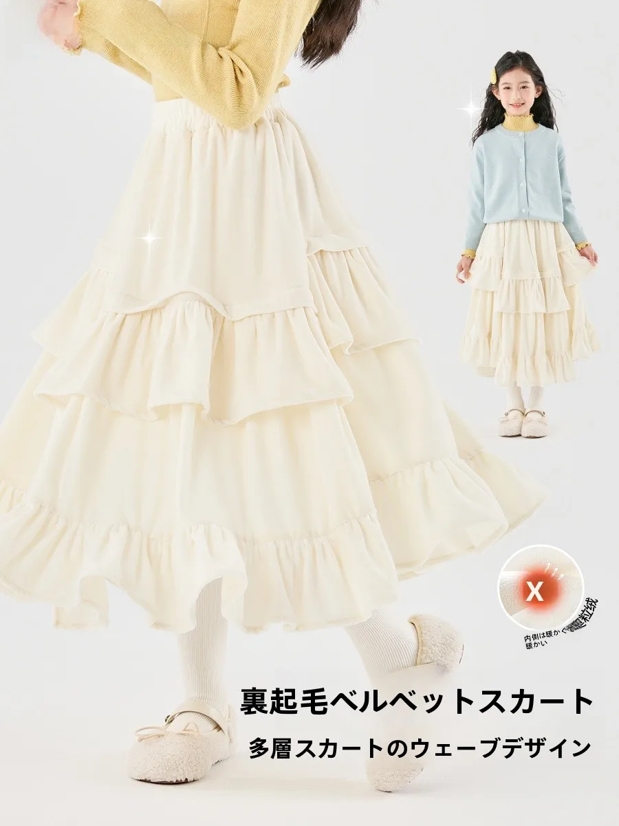 2歳の女の子にぴったりの冬の服は？プリンセススカートの選び方と実際の使い方