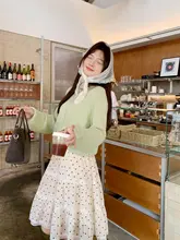 ドット柄のフレアスカート【春用・レースデザイン・フィット・ミディ丈】（セットアップ対応）