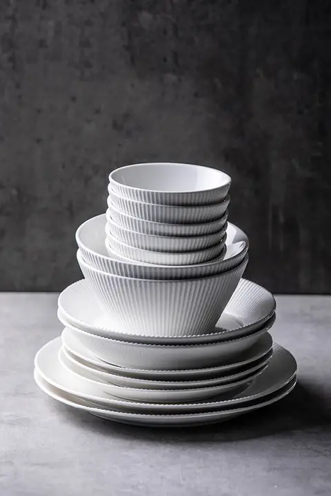 皿 北欧スタイル 創造的 高級感 陶器 家庭用 食器