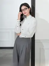 ストライプデザインのダブルレイヤーシャツ【秋冬用・ゆったりシルエット】