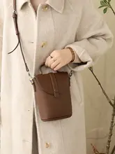 おしゃれなミニショルダーバッグ【シンプル・軽量・縦型】
