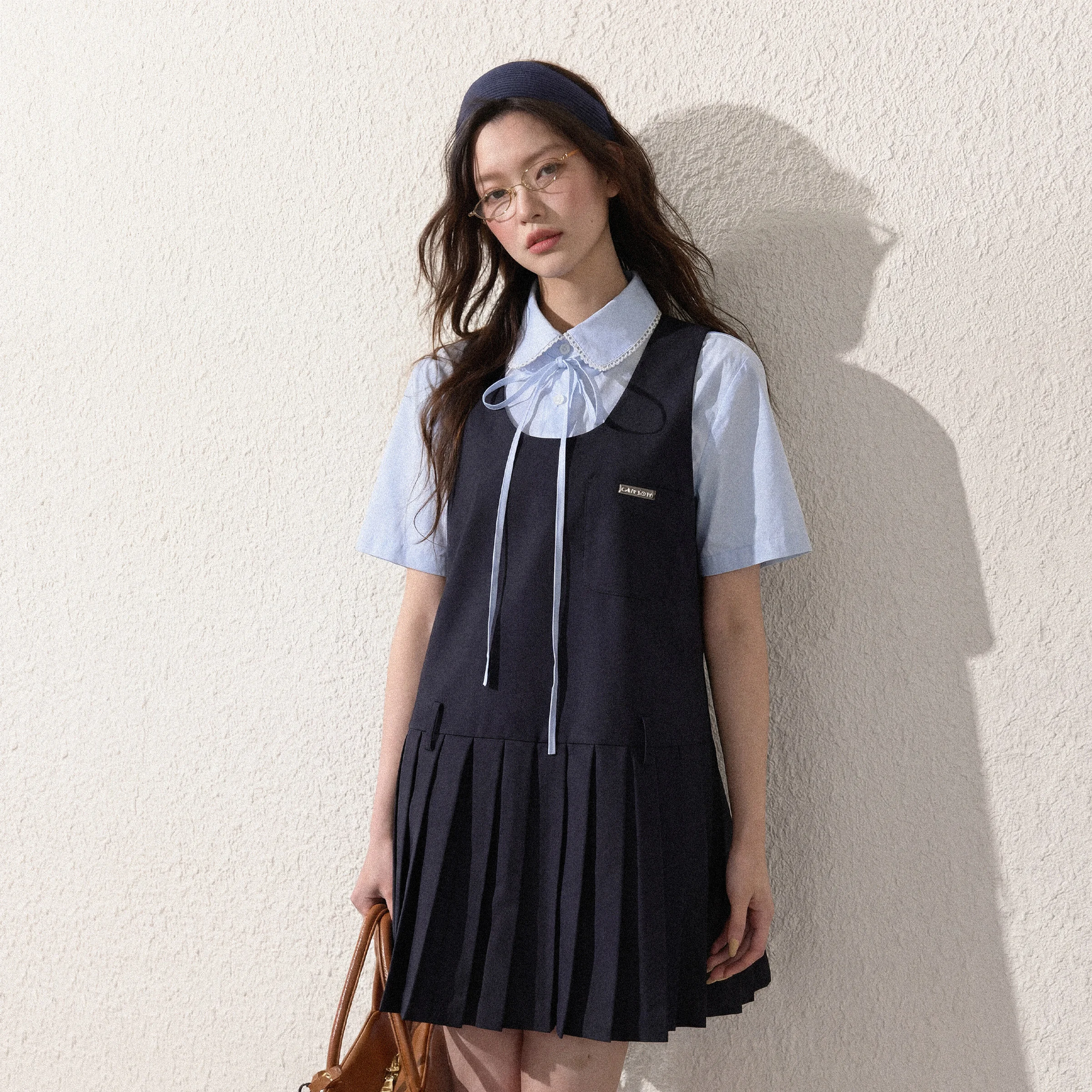 学院風デザイン！背負いベルト付きの半袖シャツワンピース【プリーツスカート・春夏用】（セットアップ対応）