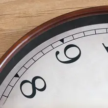 TQJ 洗練されたデザインのローマ風木製壁掛け時計【静音・石英・家庭用】