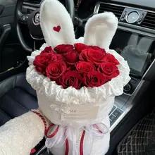 かわいいラビットイヤーローズブーケ【アートフラワー・ギフト向け・お誕生日用】