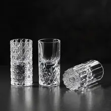 彫刻デザインのクリスタル弾丸グラス【高級洋酒用・透き通った白酒カップ】