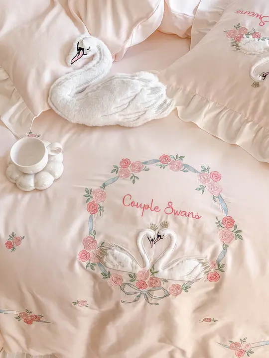 天鹅刺绣 全棉磨毛の寝具【秋冬用・粉色・四点セット】（セットアップ対応）
