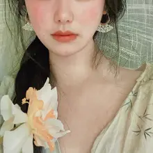 個性的なデザイン！マーブル模様のアクリルシェルイヤリング【ホワイト・リゾートスタイル・インスタ映え】