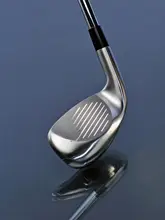 ゴルフ練習用小型ヘッドアイアン【前傾打撃用・便利なトレーニングクラブ・七号アイアン】