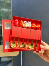 可愛いカートゥーンデザインのカトラリーセット【お祝い用・ライオンと招き猫デザイン・ギフトボックス入り】