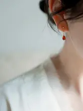 yeajewel アンティークレッドドロップパールイヤリング【925シルバー・デザイン性のあるアクセサリー】