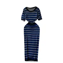 カラーブロックストライプのニットワンピース【レディース・シルエットを美しく見せる・ラウンドネック・半袖・ロングドレス】