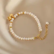 天然真珠製 レディースブレスレット【繊細な鈴蘭花のペンダント・シンプルデザイン・フラワーアクセサリー】