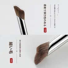 化粧ブラシ【鼻影用・ファイバー毛・ハイライト・シェーディング対応】