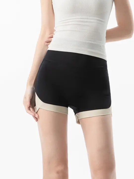 カジュアルな女性用アウトドアショートパンツ【アメリカンテイスト・ライディング用・スリムフィット】