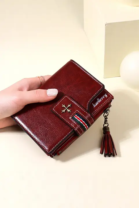スタイリッシュな折りたたみ式レディース財布【多カードポケット付き・ショートタイプ】