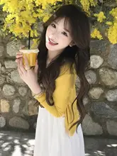 初夏にぴったりの白いキャミソールワンピース【ビーチスタイル・フレアシルエット】（セットアップ対応）