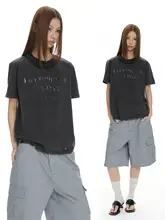 ヴィンテージ風ダブルレイヤーカラーデザインのショートスリーブTシャツ【女性用・アメリカンカジュアル・フィット】