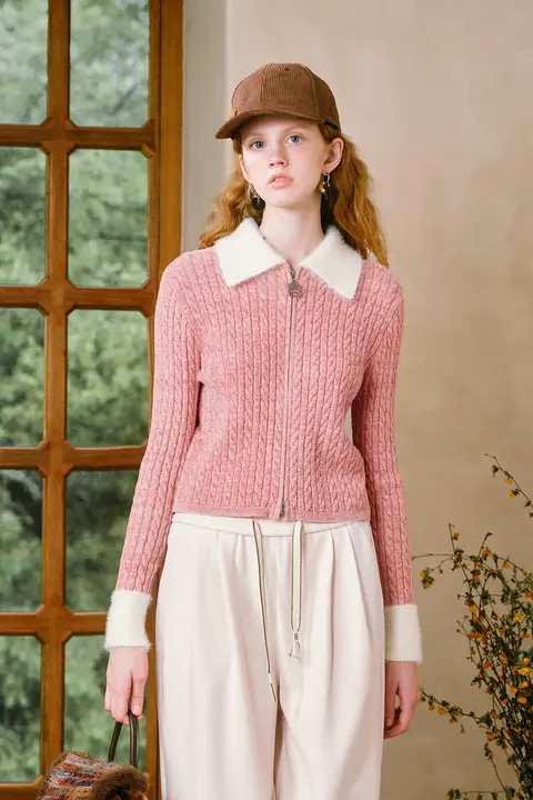 シンプルで洗練されたデザイン！撞色のニットカーディガン【極上の柔らかさ・フィット感】