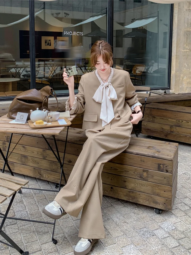 ボーダー 大人コーデ はどう選ぶ？リボンデザインのジャケットとパンツが解決する3つの悩み