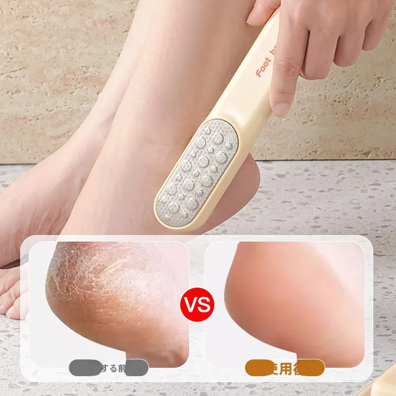 かかとケアに悩むあなたに、毎日使える「多機能フットスクラバー」はおすすめ？