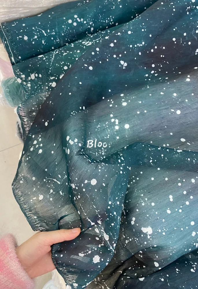 星空柄薄手透け感生地：中国風の真絲苎麻で実現する自然な透け感と通気性