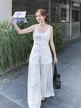 高級感のあるバイカラーストライプのスーツベストとワイドパンツ【春夏・女性用・魅力的なコーディネート】（セットアップ対応）