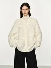 立体花柄のホワイトニットカーディガン【ウールとモヘア使用・秋冬用・手編み】