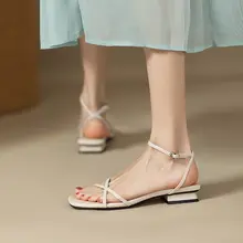 夏用 オープントゥ ローヒール サンダル【クロスストラップ・レザー・ローマ風】