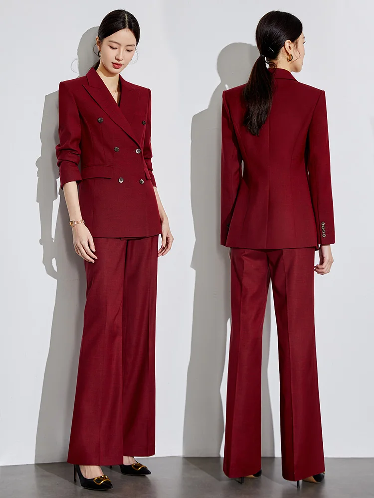 ビジネスカジュアル面接で失敗しない服装は？ワインレッドのシックなセットアップが解決する