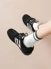 黒いレトロデザインの厚底バレエシューズ【女性用・夏用・スポーツスタイル】