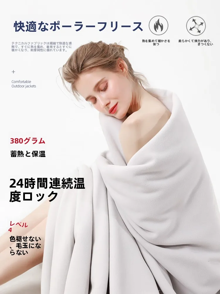 アウトドア迷彩ジャケット：三合一デザインで秋冬の寒さを効果的に防ぐ