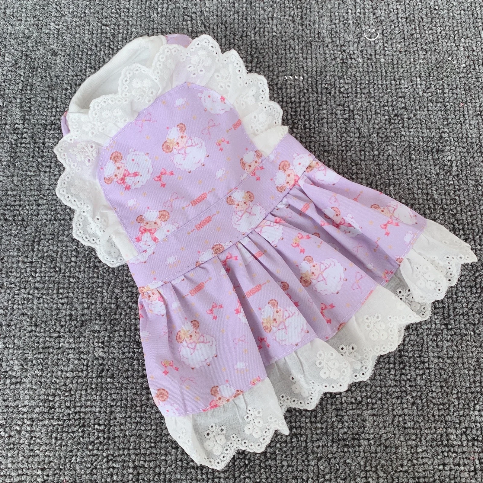 ペットのロリータスタイルを実現するには、どんな背心風サロペットドレスがおすすめ？