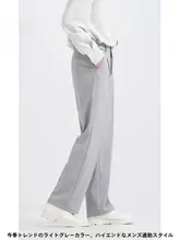 夏用テンセル素材のメンズグレー通勤用ワイドストレートパンツ【フィット・高級感】